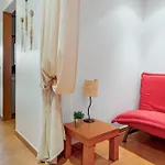 Golden 1 Bdr Flat W/ Balcony & Pool By Lovelystay アパート カバナス・デ・タビラ