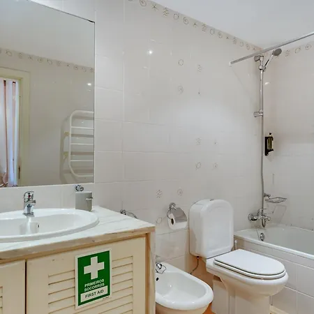 شقة Golden Tavira 1Bdr With Balcony & Pool By Lovelystay كاباناس تْدي تافيرا